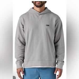 NWT Patagonia Men's daily  hoodie Sz XL $119 - salt grey